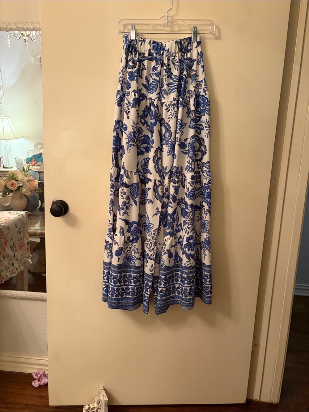 Blue Floral Wide-Leg multitier bell Pant - White & Blue